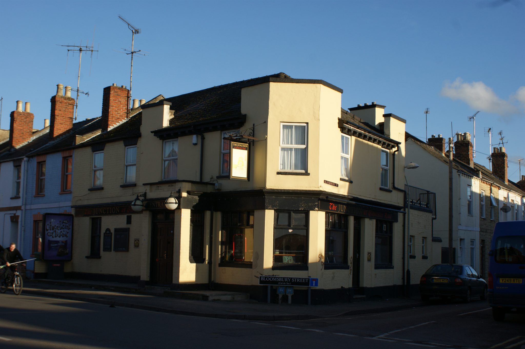 whitesmiths-arms-the-junction-14-16-gloucester-road-cheltenham